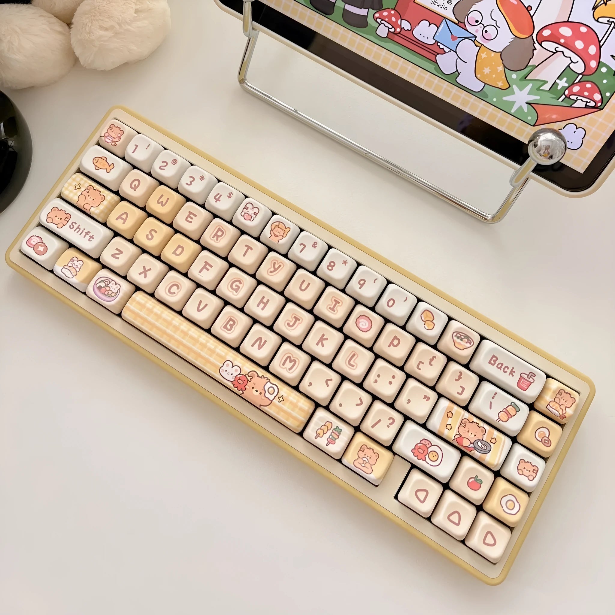 Rabbit Bear Restaurant themed mechanical keyboard keycaps with EOA height profile in PBT plastic, 140-piece set