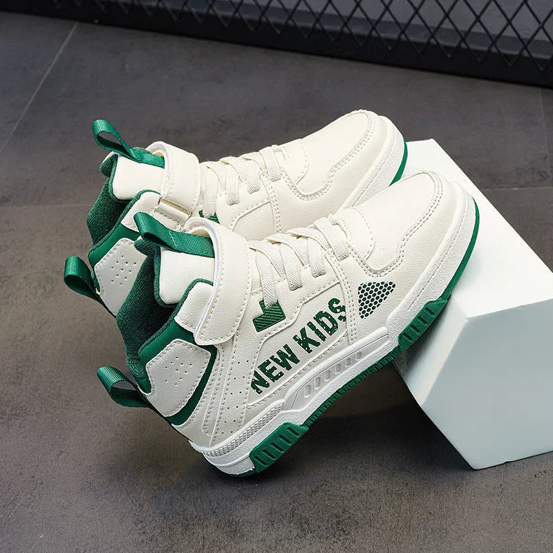 Children's outdoor sneakers with buckle fastening in beige green, blue, white powder, or white and purple colours