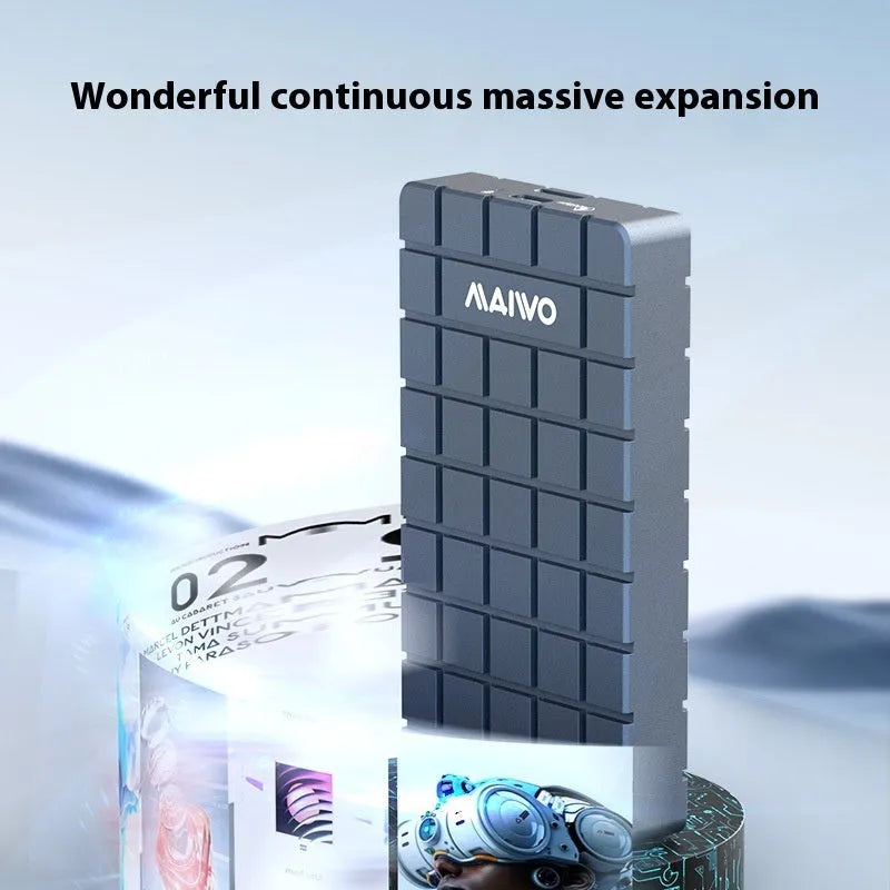 Aluminium USB4 hard disk enclosure for solid state drives with 40Gbps transfer speed