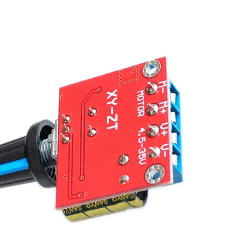Compact PWM DC motor governor module with potentiometer knob for speed control