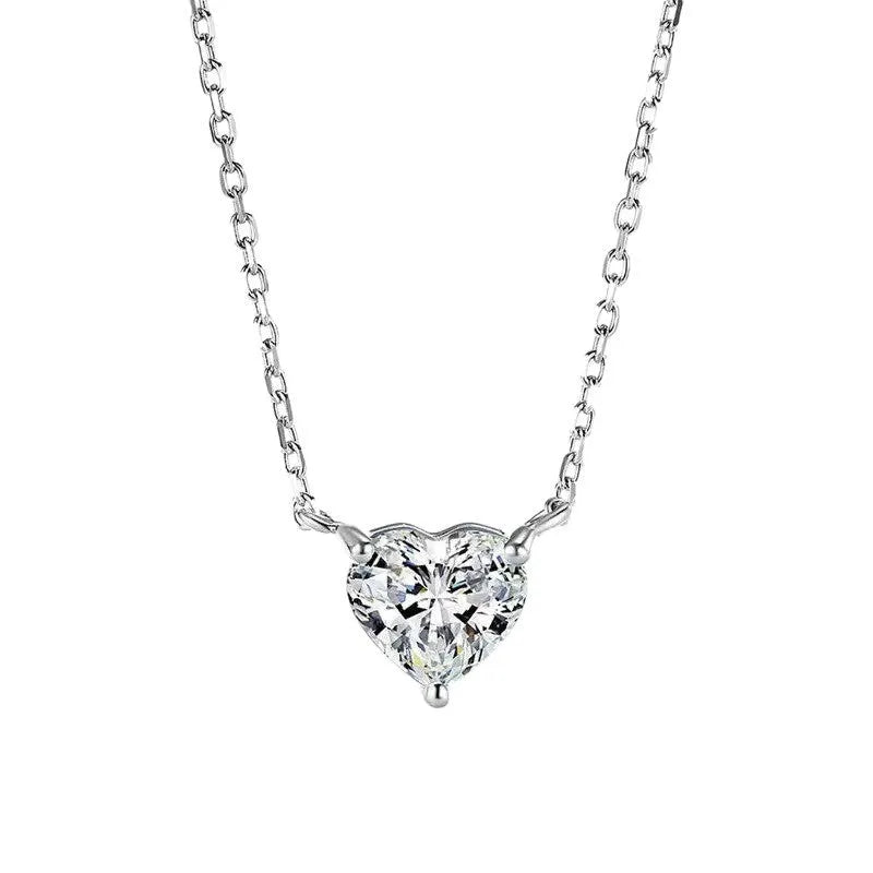 Silver-coloured copper heart love necklace for women on a simple chain.