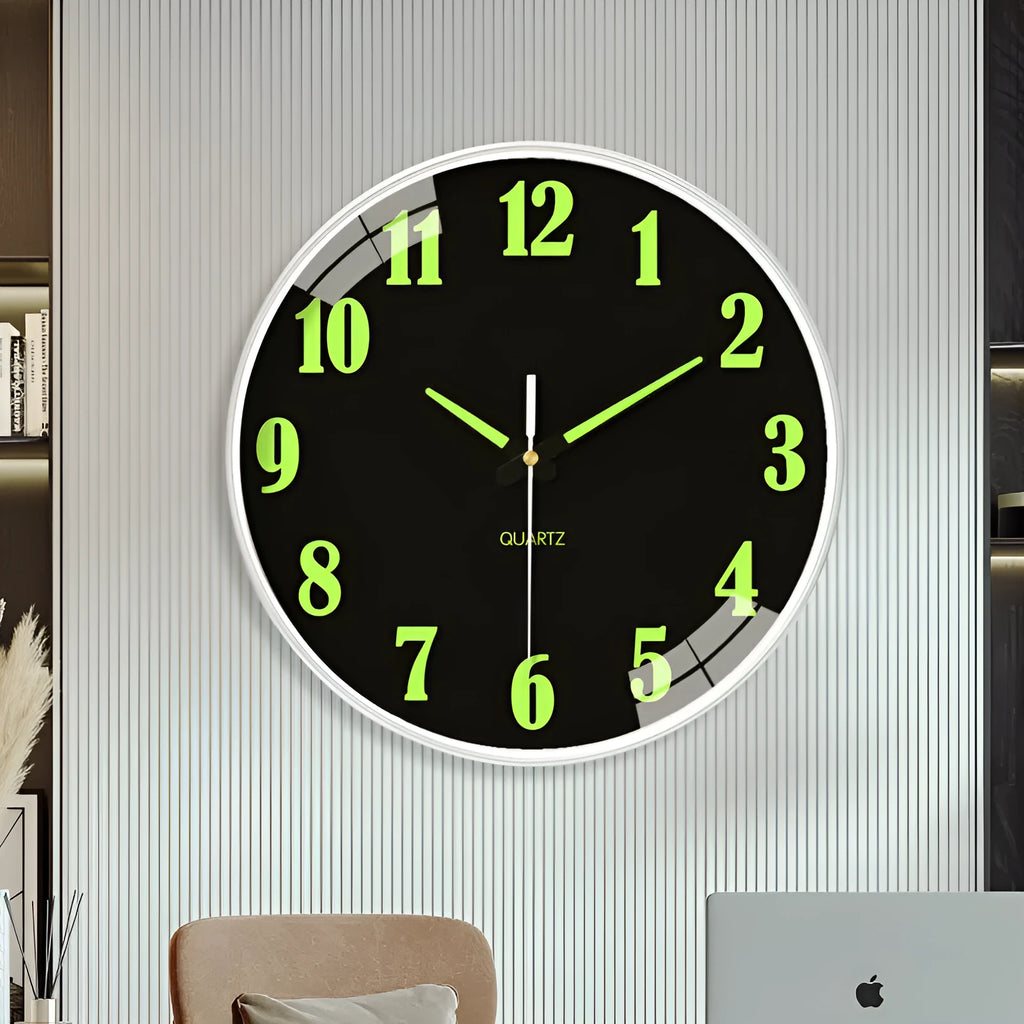 8 inch luminous wall clock with 20cm diameter and modern plastic construction