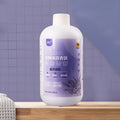 500ml bottle of pet antibacterial shower gel with olive oil and shea butter for dog and cat grooming