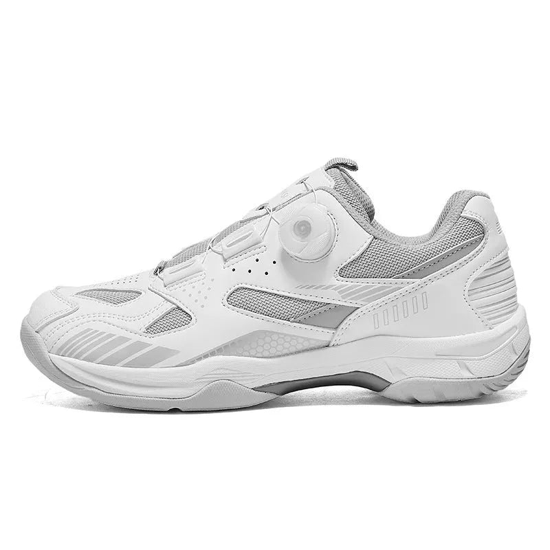 Unisex casual sneaker in yellow with round toe and flat heel, made from microfiber and fabric.