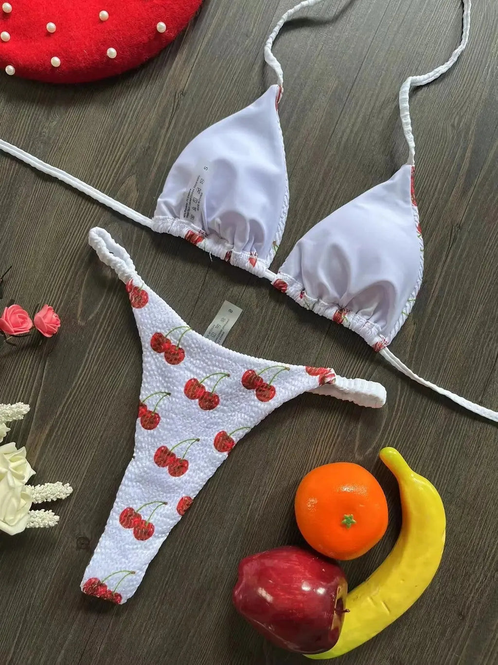 Women's printed bikini swimsuit with cotton-lined briefs in quick-drying fabric