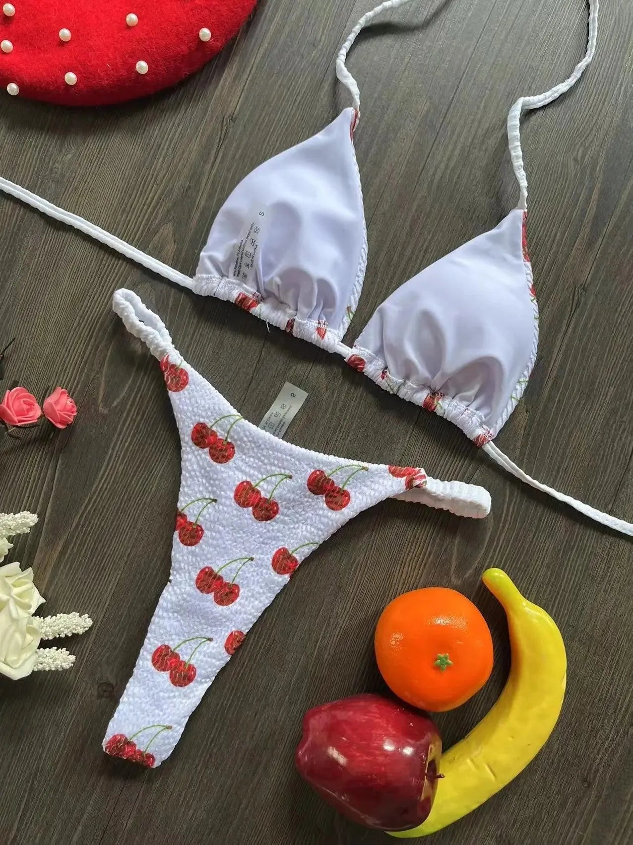 Women's printed bikini swimsuit with cotton-lined briefs in quick-drying fabric