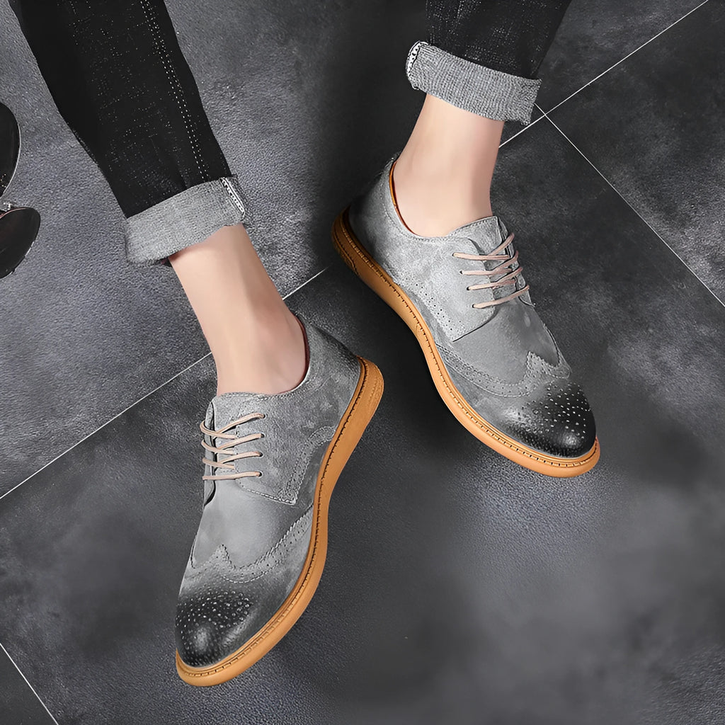 Men's low top business leather shoes in grey with lace-up design and leather toe cap