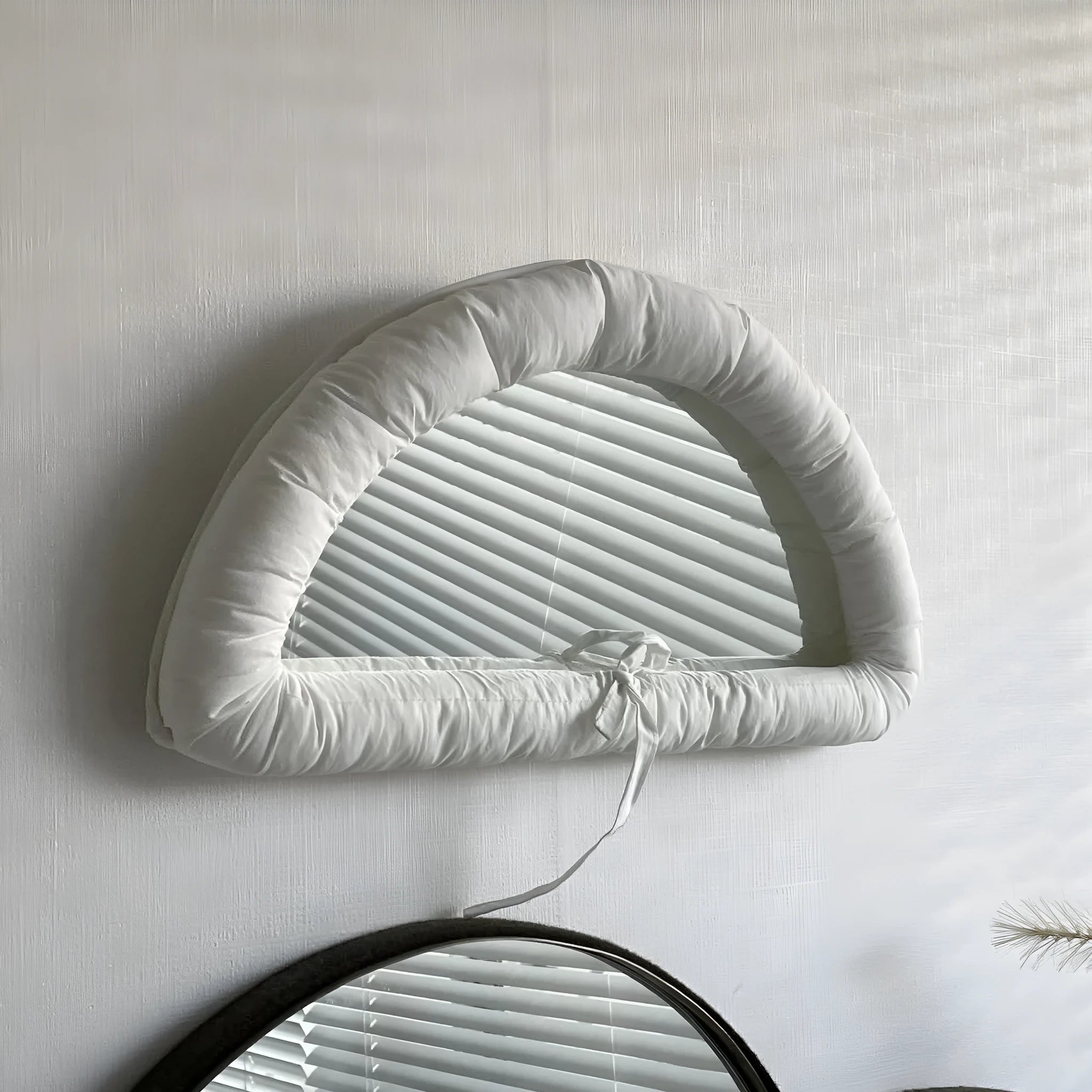 Hanging fabric mirror with cotton padding in modern simple style showing 23x40cm dimensions