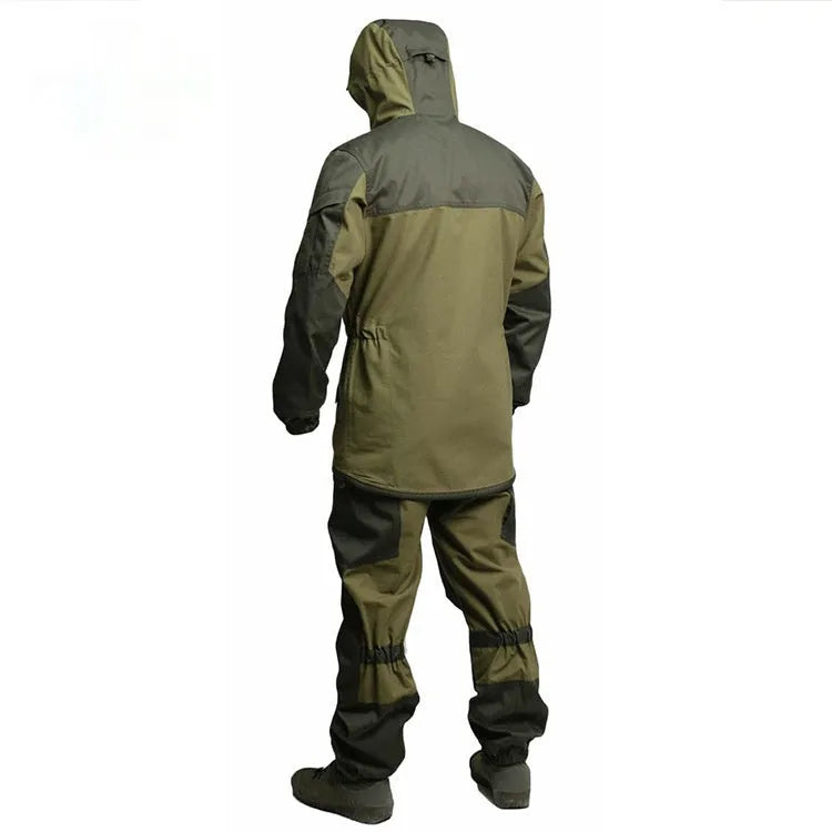 Men's solid colour tactical battle suit jacket and trousers set for outdoor sports.