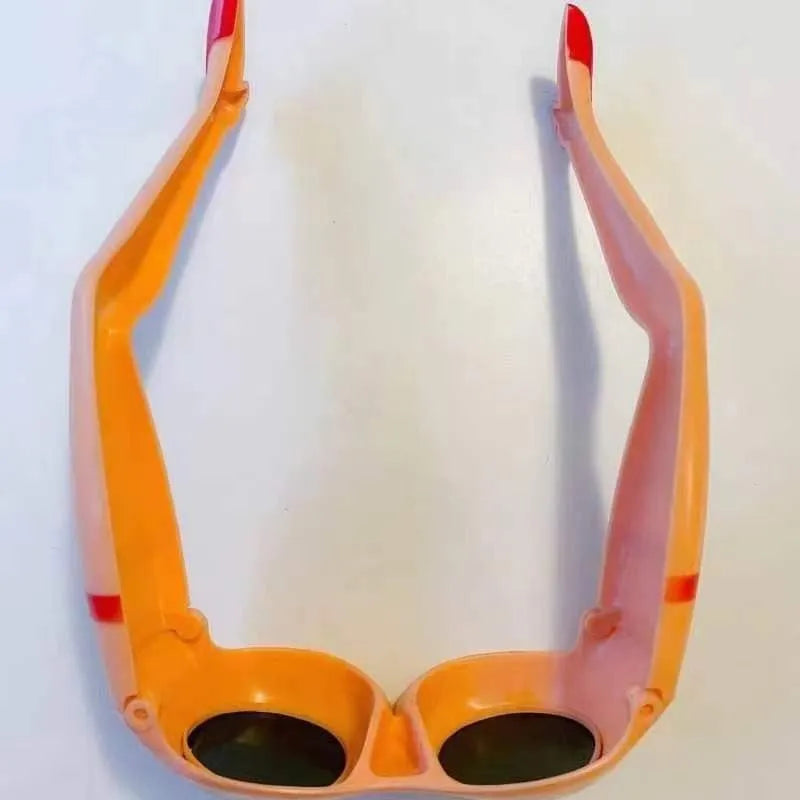 Orange leg hip style personality sunglasses with oversized novelty dimensions