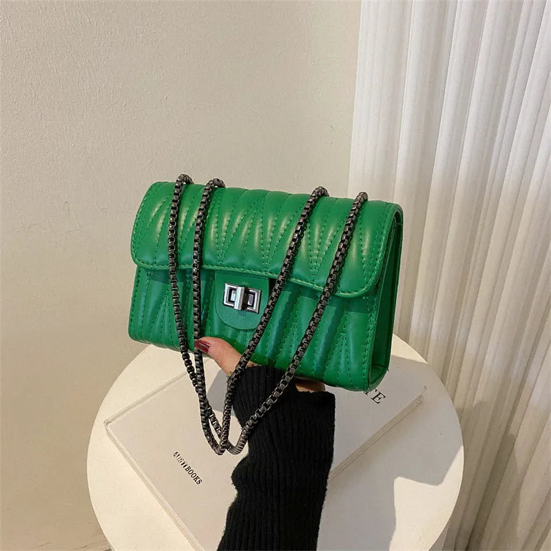 Retro textured diamond pattern women's small shoulder bag in PU leather, horizontal square shape 21x14x7cm
