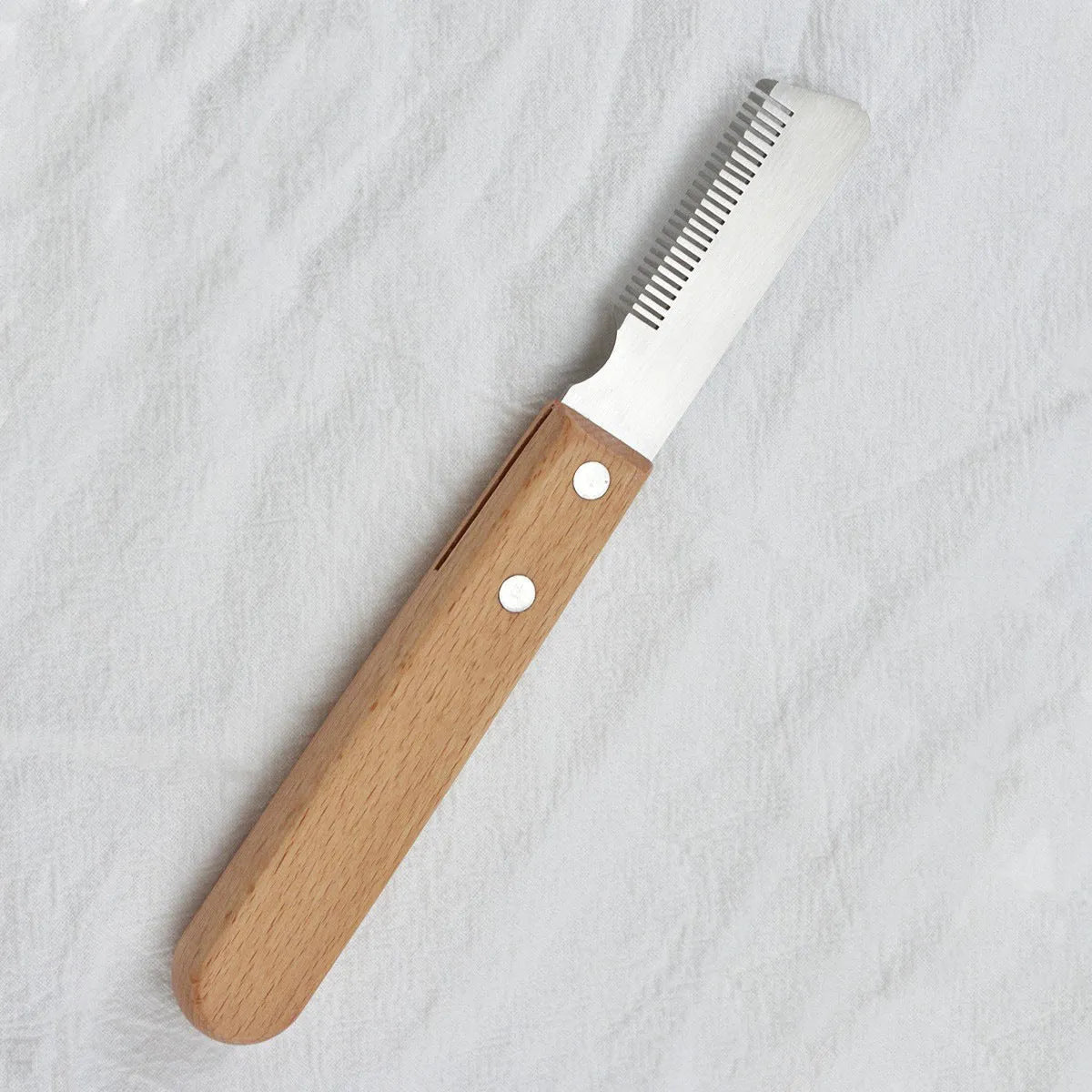Pet stripping comb with wood handle and metal fittings for dog and cat grooming