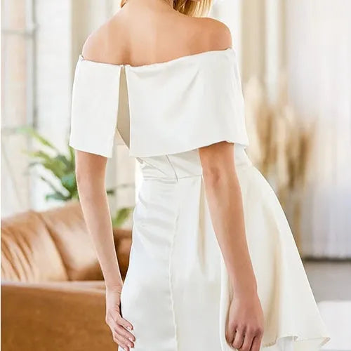 Women's off-shoulder strapless dress with lace-up bodice and high waist in matcha green colour