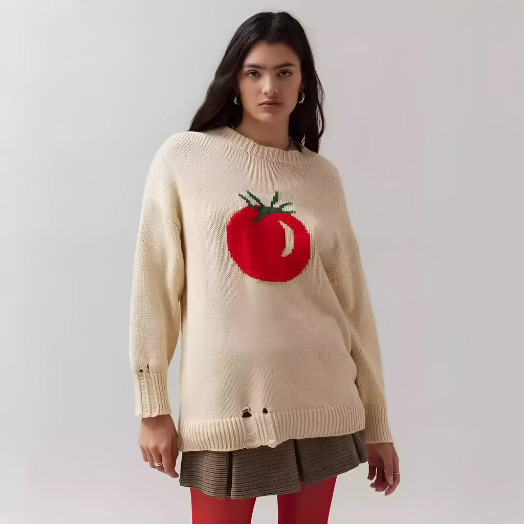 Women's loose-fitting milky white acrylic Jacquard pullover sweater with a round neck and long sleeves.