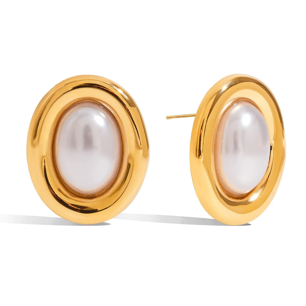 Stainless steel vintage pearl stud earrings for women with electroplated fade-resistant finish
