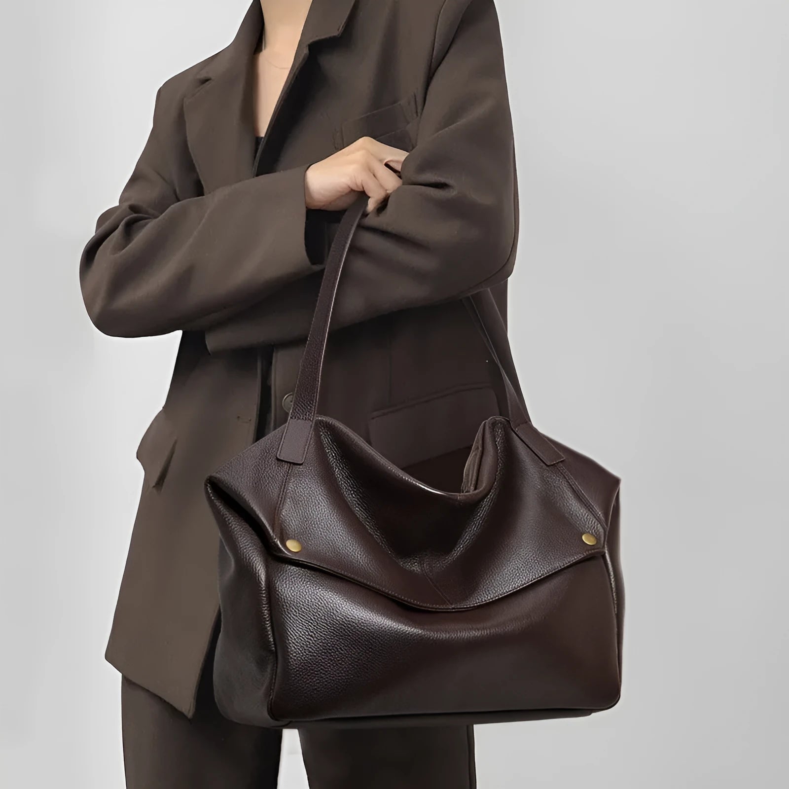 Brown genuine leather women's shoulder bag with horizontal square design